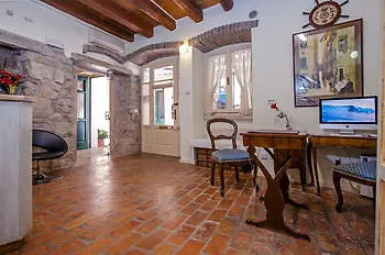 Residence Marco Polo Rovinj 0*,  Croatia