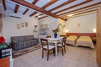 Residence Marco Polo Rovinj 0*,  Croatia